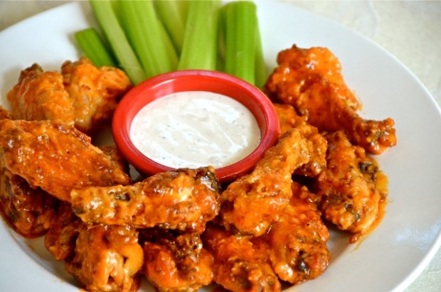 Colonial-Buffalo-Wings