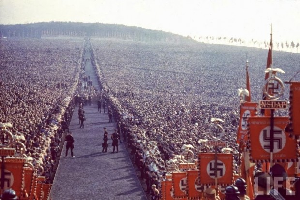 Nazi-rally-at-Nuremberg-in-1937