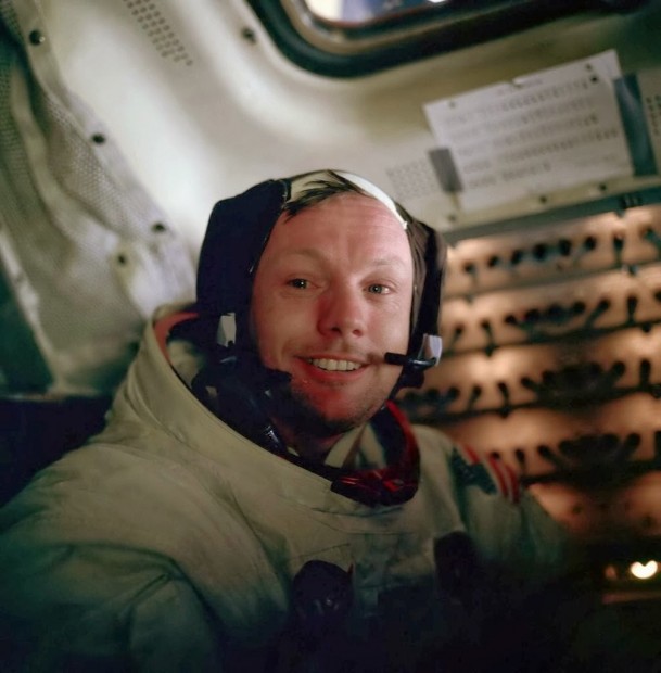 Neil-Armstrong-after-his-Moonwalk
