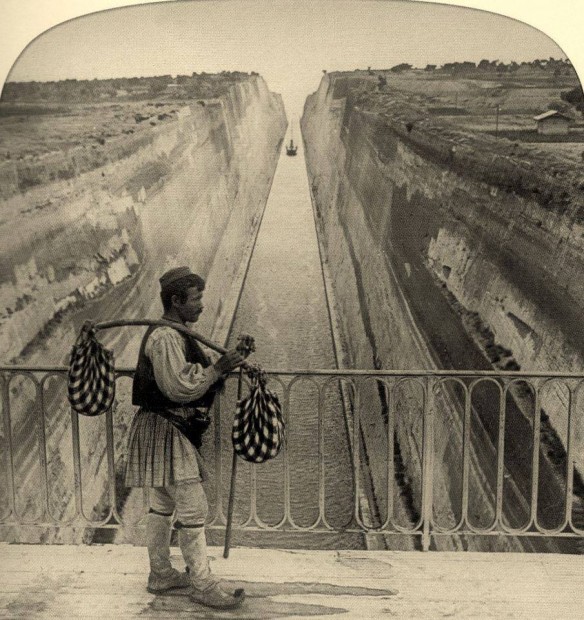 Γέφυρα του Ισθμού της Κορίνθου, 1906... Διαβάστε όλο το άρθρο: http://www.mixanitouxronou.gr/aftin-tin-ikona-iche-to-megalitero-techniko-ergo-tis-elladas-dio-chronia-meta-tin-enarxi-ton-ergasion-i-prospathies-gia-to-schediasmo-ke-tin-oloklirosi-kratisan-sinolika-2-300-chronia/