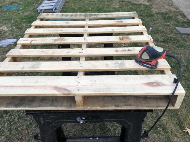 He still needed a top pallet! This one was made from other pallets -- <a href="https://www.reddit.com/user/bluepied" class="author may-blank id-t2_b0em3" target="_blank">bluepied</a> didn't want any warping in the wood.